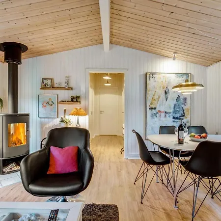Emeline - 1-7km From The Sea In Nw Jutland By Interhome