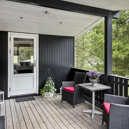 Emeline - 1-7km From The Sea In Nw Jutland By Interhome *